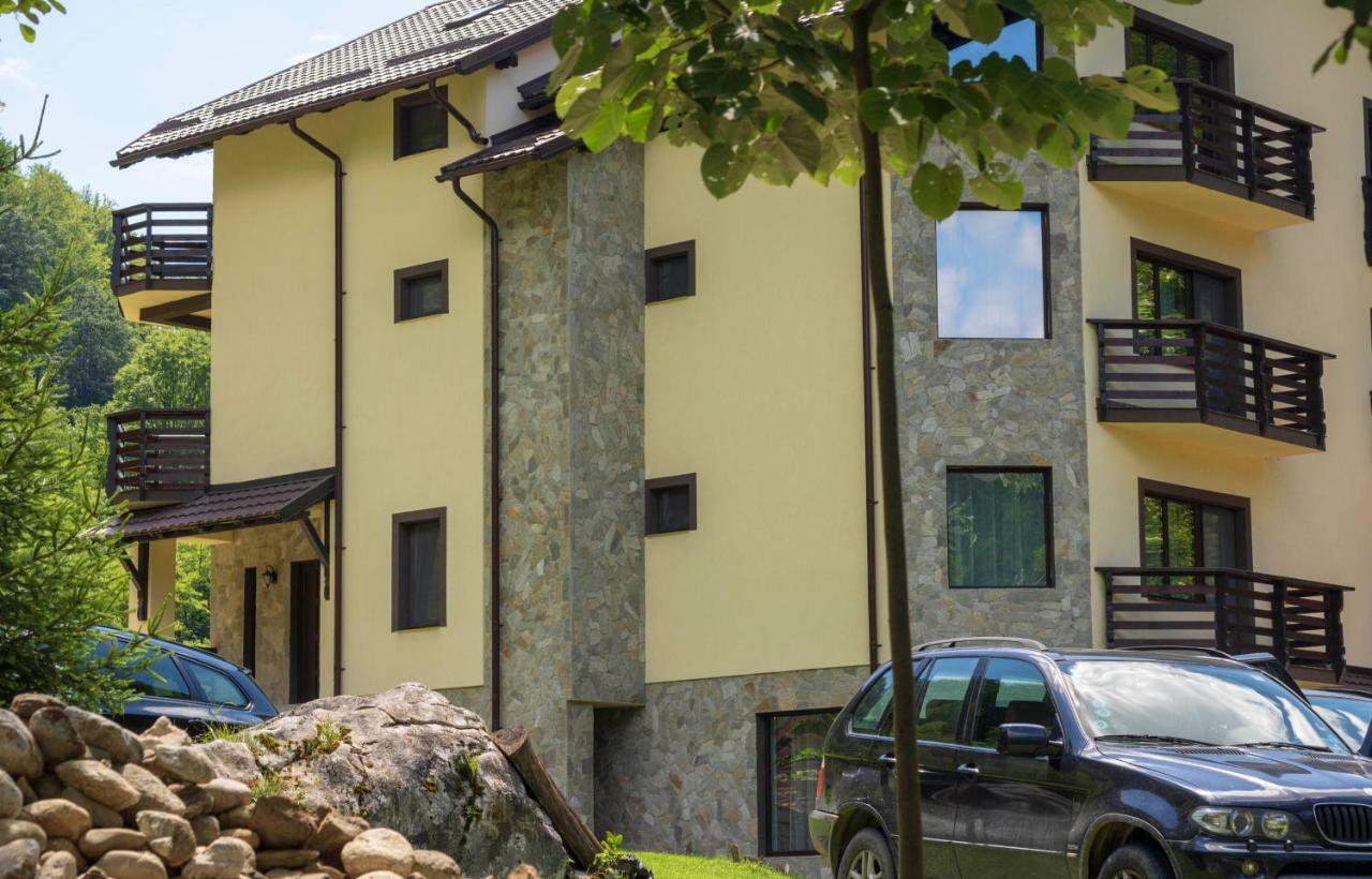 Casa Valea Cernei Hotel Isverna Exterior photo